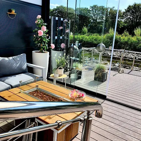 Amberdi Amsterdam Schiphol Airport 住宿加早餐酒店 霍夫多普