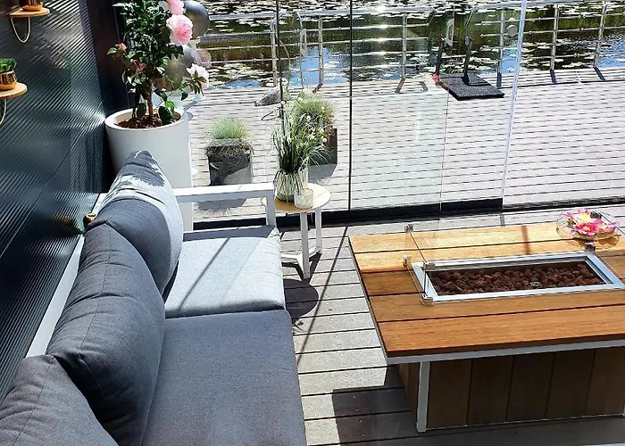 Amberdi Amsterdam Schiphol Airport