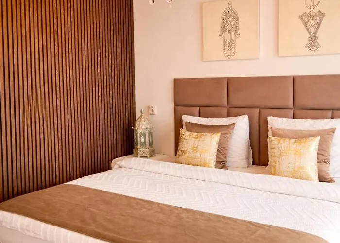 Amberdi Amsterdam Schiphol Airport