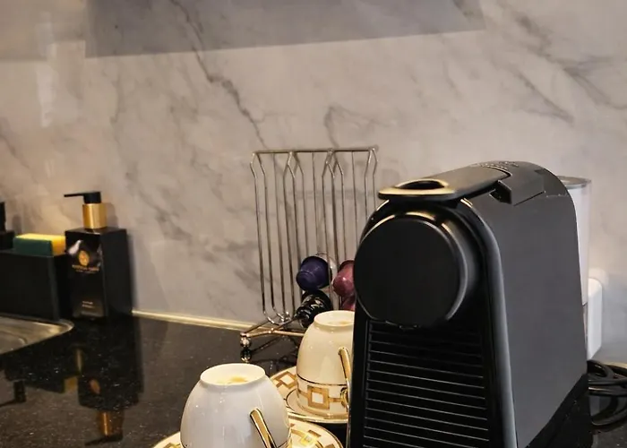 Amberdi Amsterdam Schiphol Airport